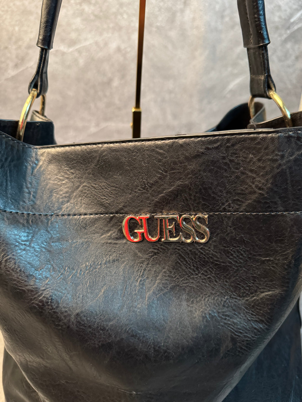 Bolso guess