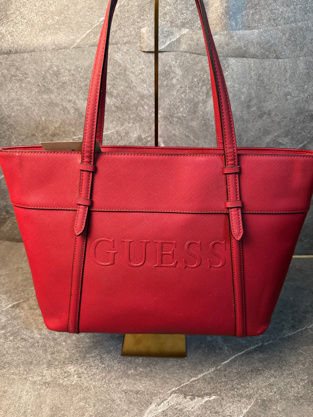 Bolso guess