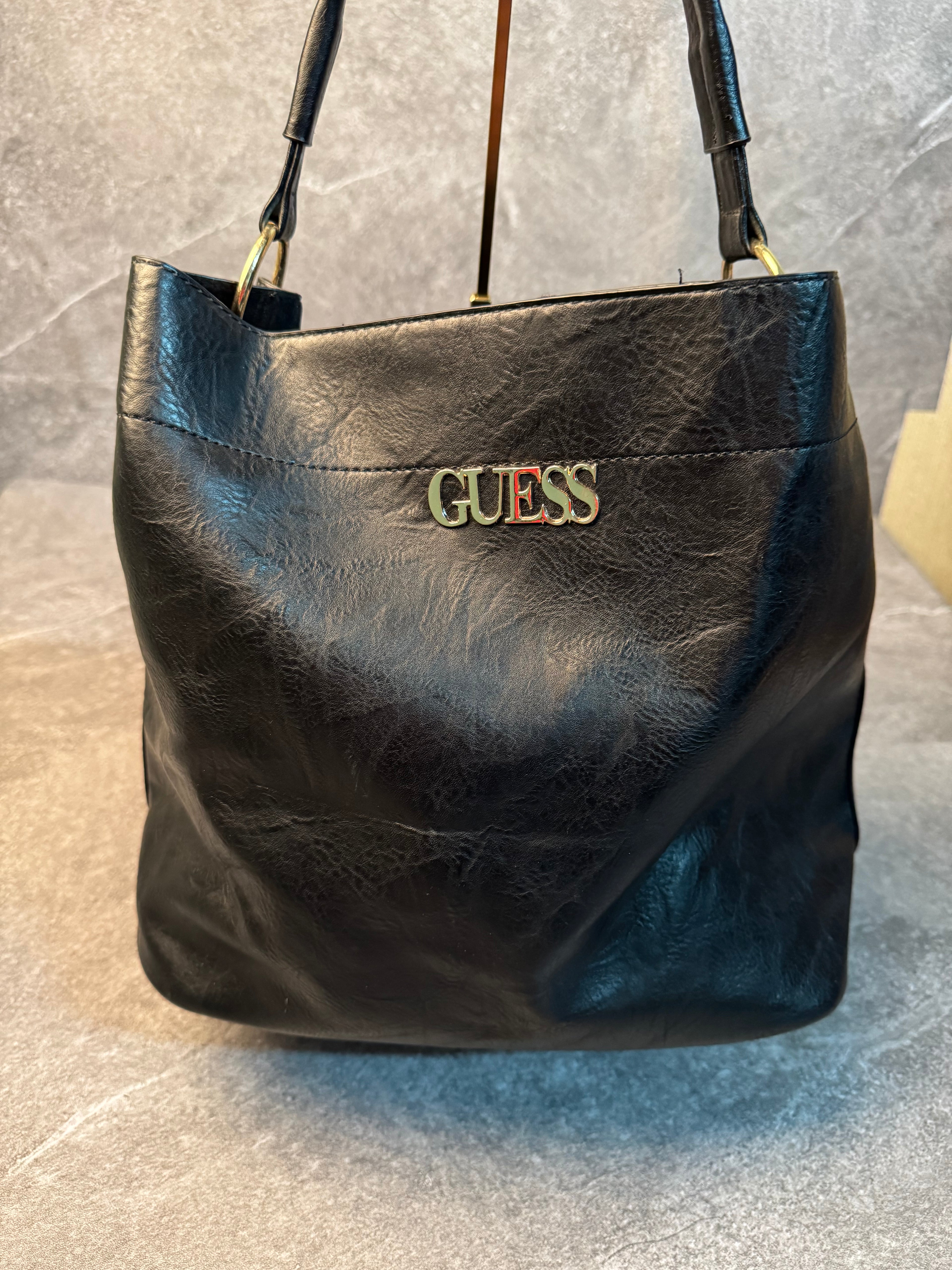 Bolso guess