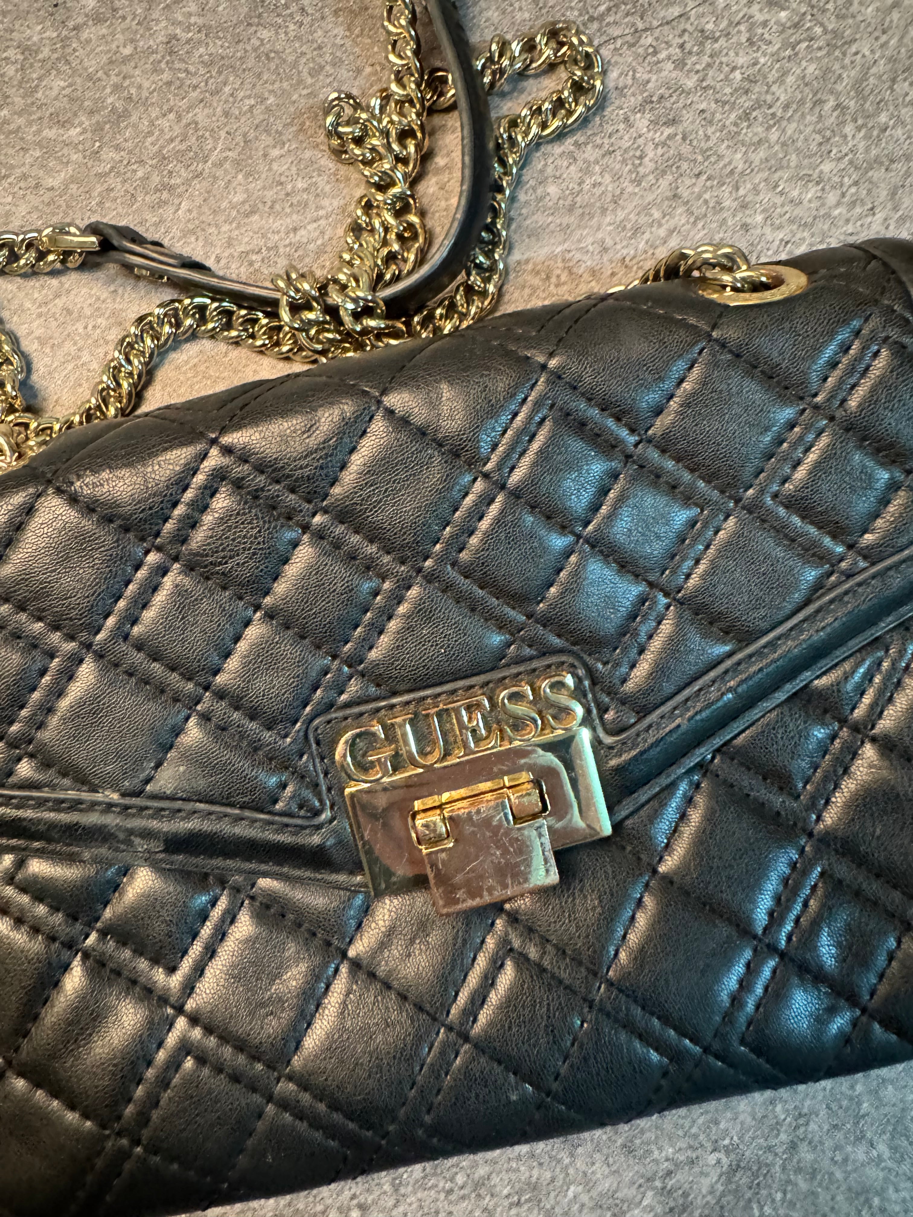 Bolso guess