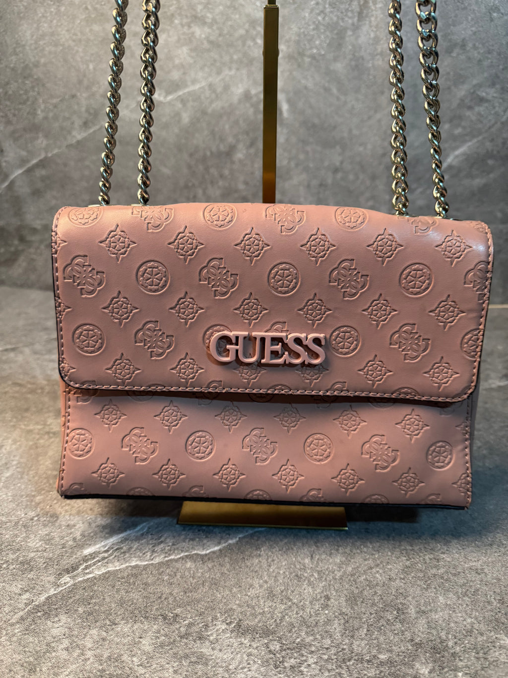Bolso guess