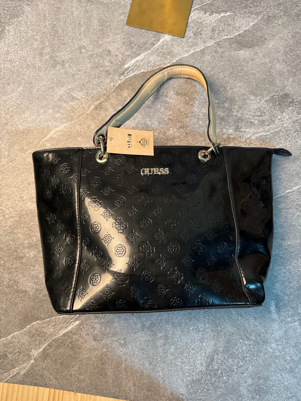 Bolso guess